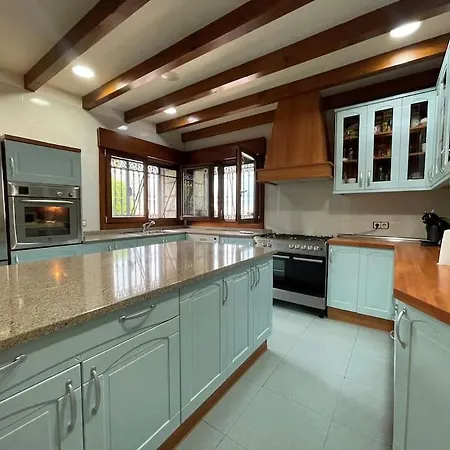 Mansion Con Jacuzzi A 40 Grados, Gran Piscina Y Padel