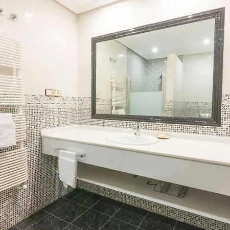 Mansion Con Jacuzzi A 40 Grados, Gran Piscina Y Padel