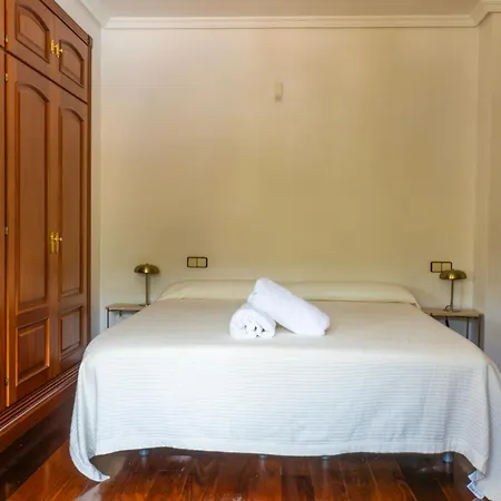 Mansion Con Jacuzzi A 40 Grados, Gran Piscina Y Padel Βίλα *