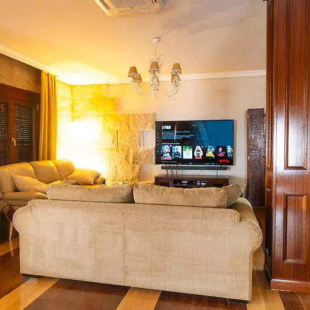 Mansion Con Jacuzzi A 40 Grados, Gran Piscina Y Padel Βίλα El Tiemblo