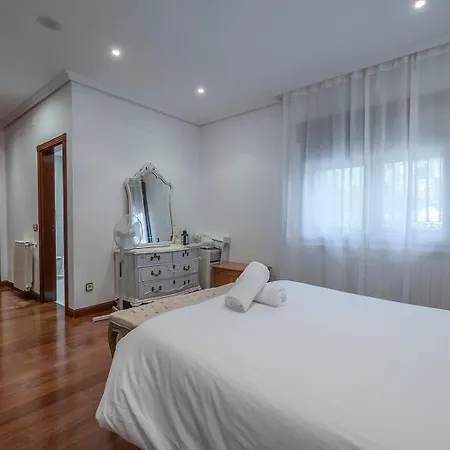 Mansion Con Jacuzzi A 40 Grados, Gran Piscina Y Padel El Tiemblo