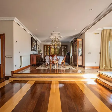 Mansion Con Jacuzzi A 40 Grados, Gran Piscina Y Padel