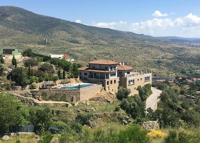 Mansion Con Jacuzzi A 40 Grados, Gran Piscina Y Padel 빌라 엘 티엠블로