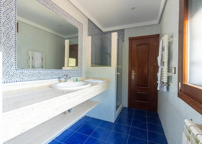 Mansion Con Jacuzzi A 40 Grados, Gran Piscina Y Padel 빌라