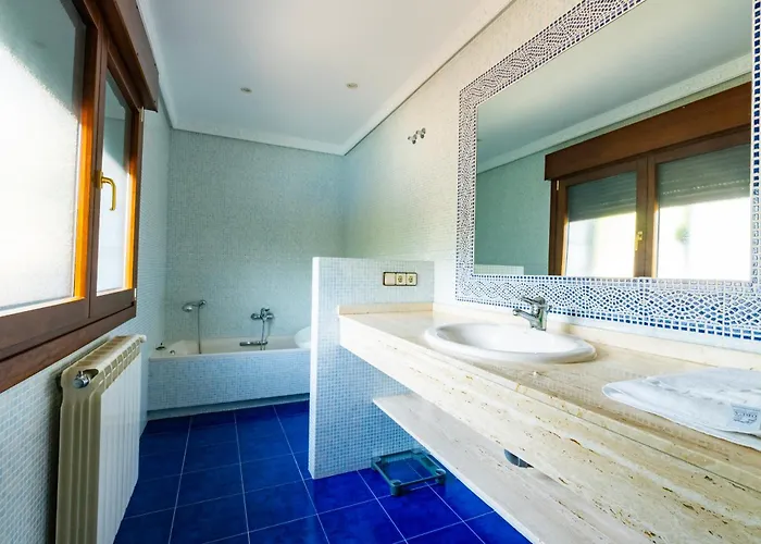 Mansion Con Jacuzzi A 40 Grados, Gran Piscina Y Padel *