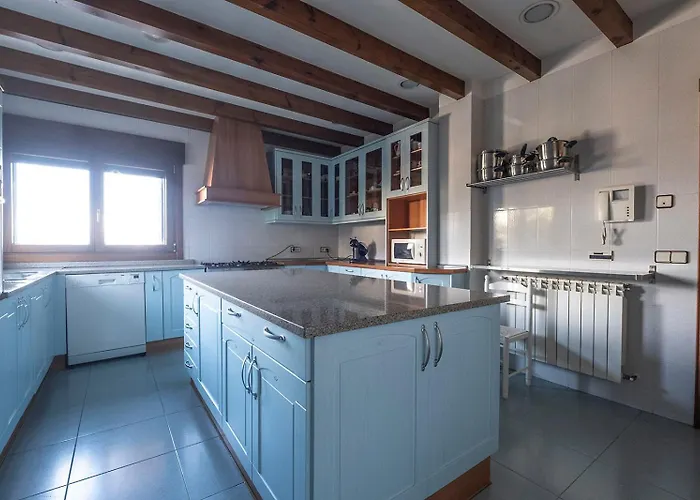 Villa Mansión Con Jacuzzi A 40 Grados, Gran Piscina Y Pádel El Tiemblo