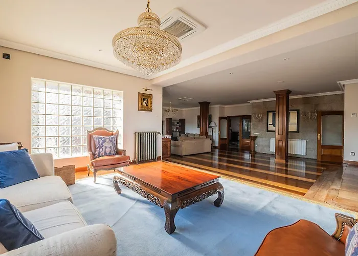 Mansión Con Jacuzzi A 40 Grados, Gran Piscina Y Pádel Villa El Tiemblo