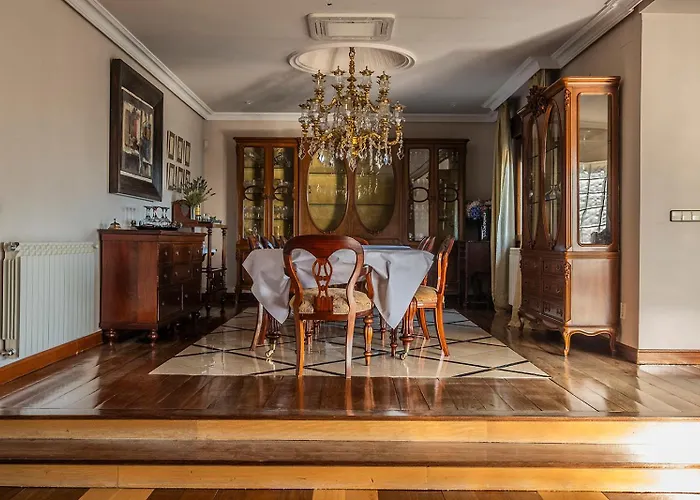 Mansion Con Jacuzzi A 40 Grados, Gran Piscina Y Padel 엘 티엠블로